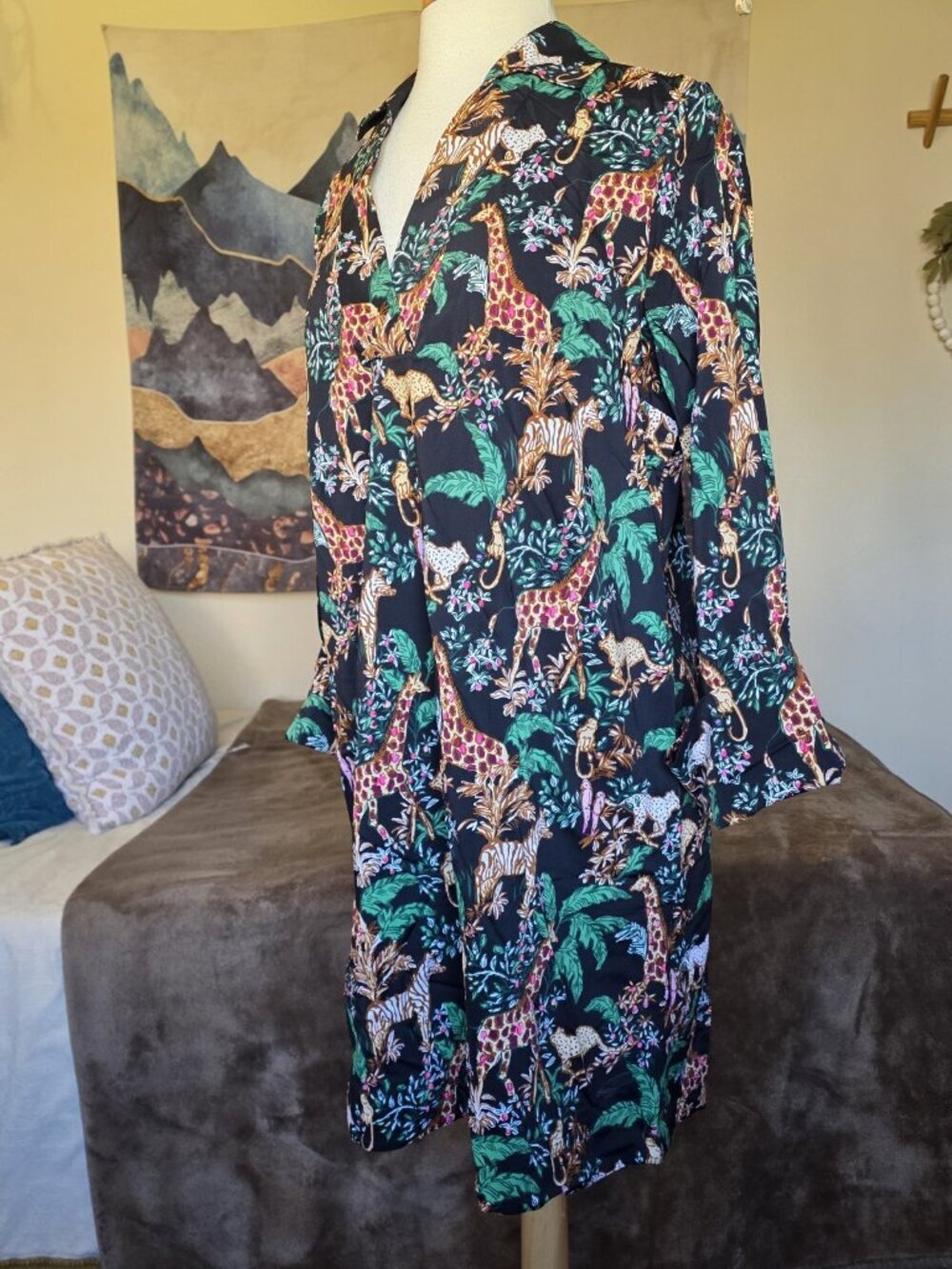 Lilly Pulitzer Chessie Dress XL UPF 50+ Luxletic Dancing in the Moonlight NWT - Picture 7 of 16